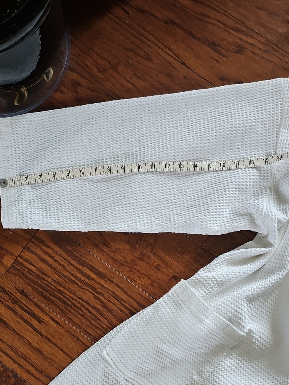 Matouk Waffle Robe White Size Medium/ Large - Picture 11 of 11